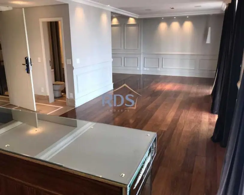 Apartamento com 3 quartos à venda e para alugar, 217m2 em Vila Congonhas, São Paulo - SP - imagem 9 Foto 9 de Apartamento com 3 quartos à venda e para alugar, 217m2 em Vila Congonhas, São Paulo - SP