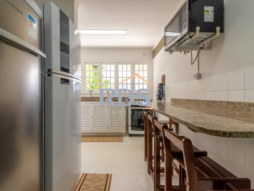 Foto 7 de Casa com 2 quartos à venda, 313m2 em Ubatuba - SP