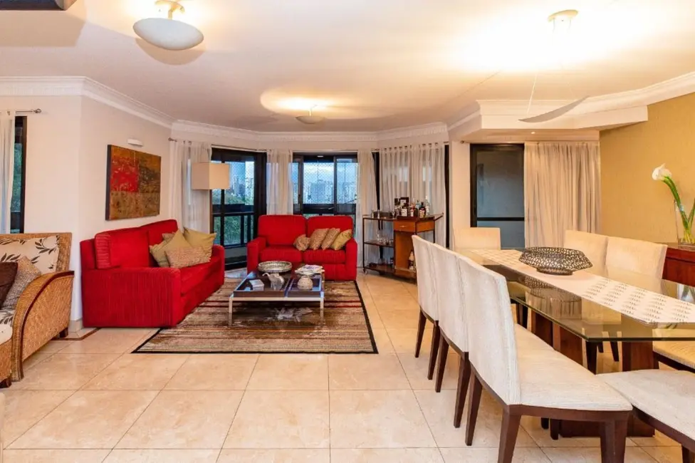 Foto 2 de Apartamento com 3 quartos à venda, 210m2 em Vila Suzana, São Paulo - SP