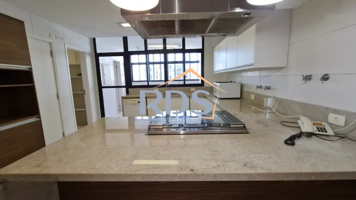 Apartamento com 4 quartos para alugar, 337m2 em Alto da Boa Vista, São Paulo - SP - imagem 2 Foto 2 de Apartamento com 4 quartos para alugar, 337m2 em Alto da Boa Vista, São Paulo - SP