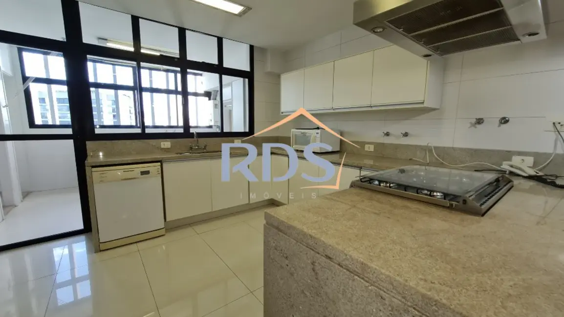 Apartamento com 4 quartos para alugar, 337m2 em Alto da Boa Vista, São Paulo - SP - imagem 6 Foto 6 de Apartamento com 4 quartos para alugar, 337m2 em Alto da Boa Vista, São Paulo - SP