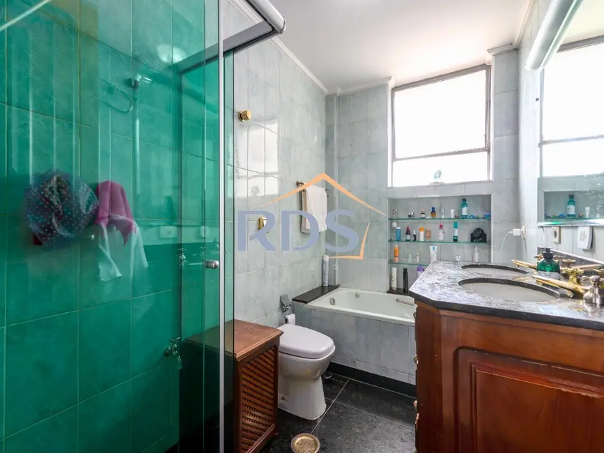 Foto 8 de Apartamento com 3 quartos à venda, 140m2 em Cerqueira César, São Paulo - SP