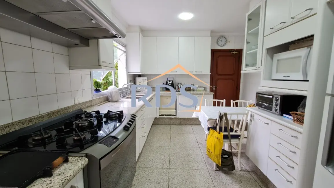 Casa com 4 quartos à venda, 400m2 em Chácara Santo Antônio (Zona Sul), São Paulo - SP - imagem 9 Foto 9 de Casa com 4 quartos à venda, 400m2 em Chácara Santo Antônio (Zona Sul), São Paulo - SP