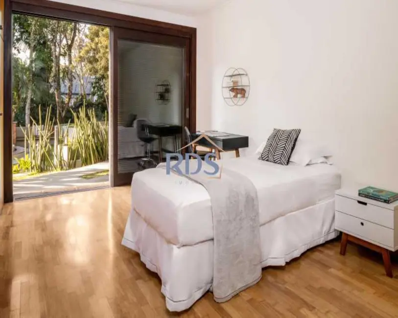 Foto 8 de Casa de Condomínio com 5 quartos à venda, 1300m2 em Chácara Flora, São Paulo - SP