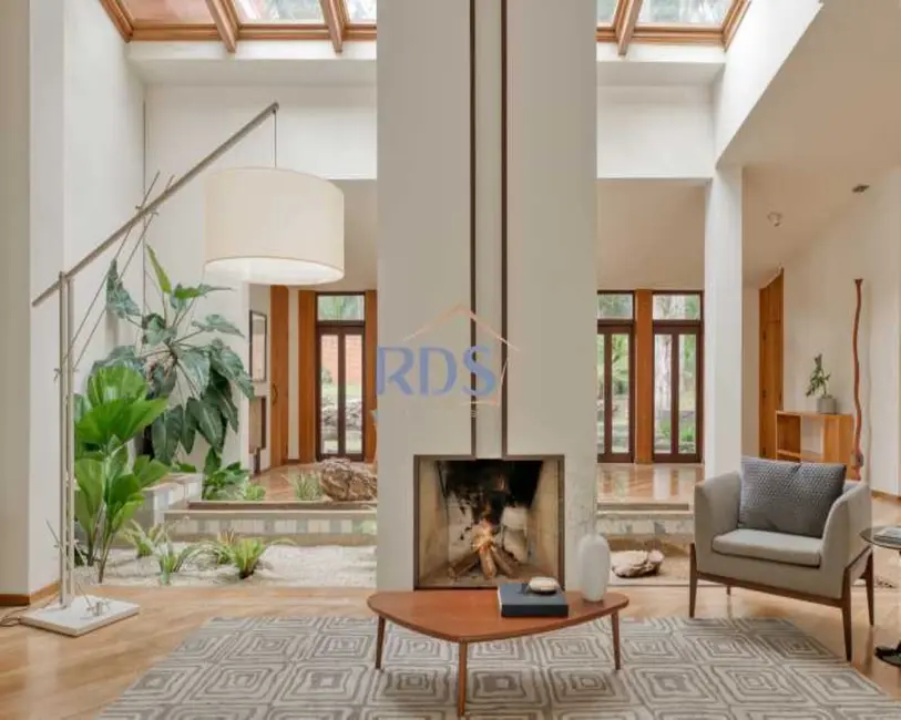 Foto 2 de Casa de Condomínio com 5 quartos à venda, 1300m2 em Chácara Flora, São Paulo - SP