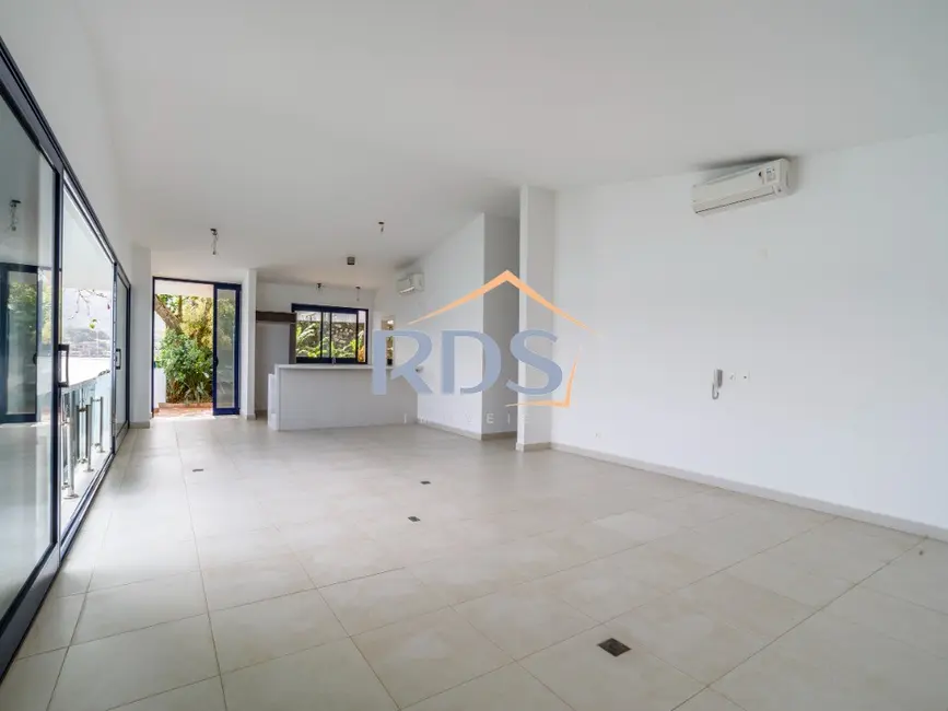 Foto 9 de Apartamento com 4 quartos à venda, 181m2 em Parque Enseada, Guaruja - SP