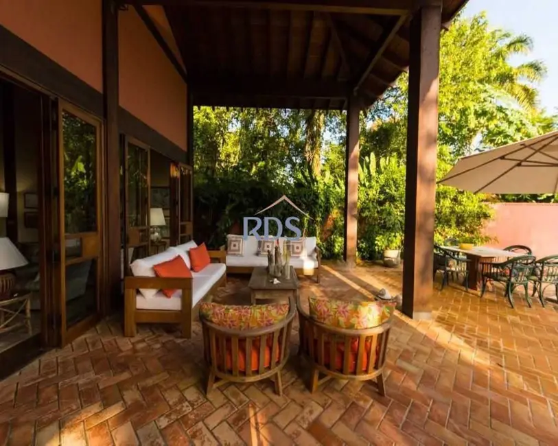 Casa de Condomínio com 4 quartos à venda, 576m2 em Balneário Praia do Pernambuco, Guaruja - SP - imagem 6 Foto 6 de Casa de Condomínio com 4 quartos à venda, 576m2 em Balneário Praia do Pernambuco, Guaruja - SP