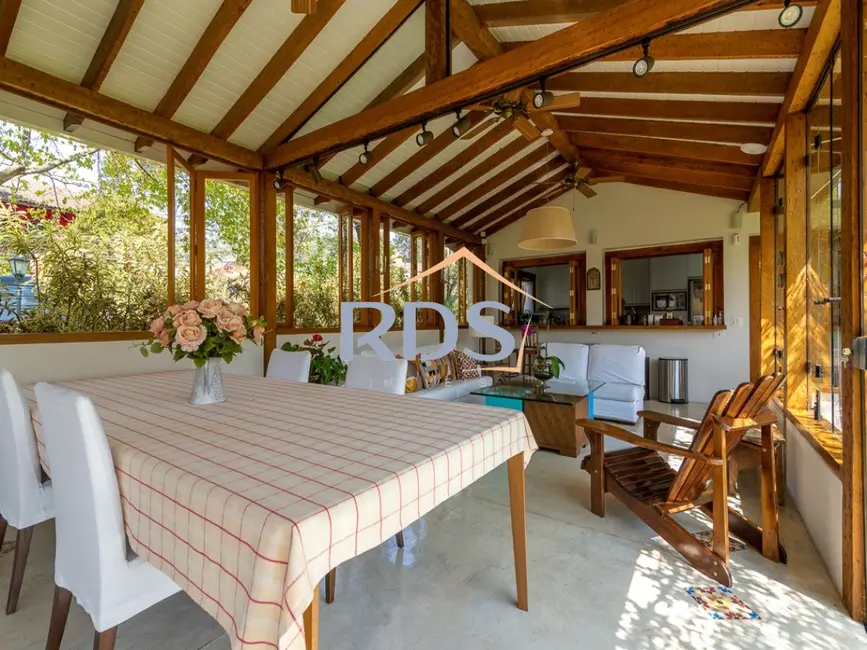 Casa de Condomínio com 4 quartos à venda, 1120m2 em Morada dos Pássaros, Barueri - SP - imagem 5 Foto 5 de Casa de Condomínio com 4 quartos à venda, 1120m2 em Morada dos Pássaros, Barueri - SP