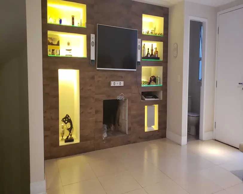 Casa de Condomínio com 4 quartos à venda, 230m2 em Vila Andrade, São Paulo - SP - imagem 5 Foto 5 de Casa de Condomínio com 4 quartos à venda, 230m2 em Vila Andrade, São Paulo - SP