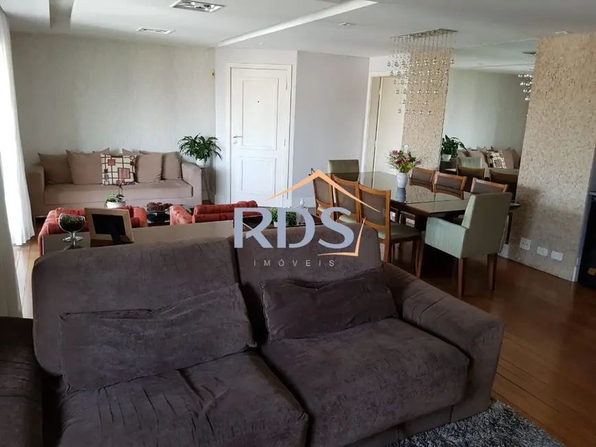 Apartamento com 3 quartos à venda, 120m2 em Vila Sofia, São Paulo - SP - imagem 9 Foto 9 de Apartamento com 3 quartos à venda, 120m2 em Vila Sofia, São Paulo - SP