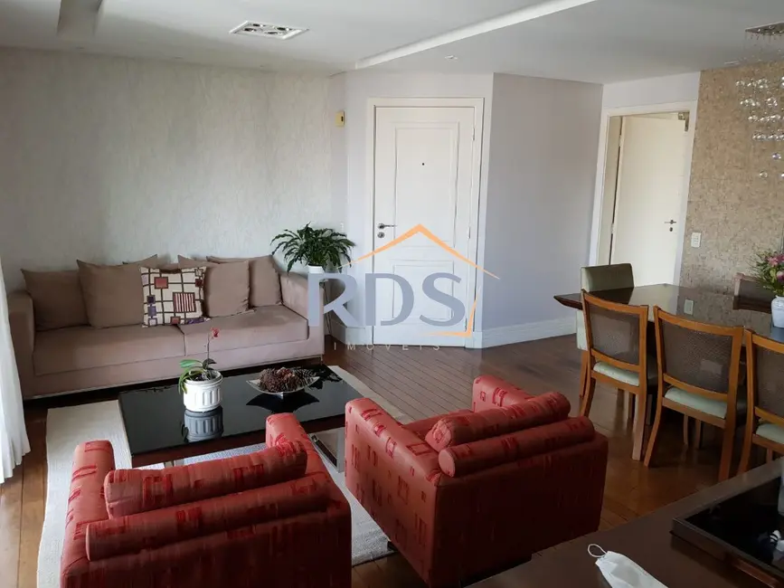 Apartamento com 3 quartos à venda, 120m2 em Vila Sofia, São Paulo - SP - imagem 4 Foto 4 de Apartamento com 3 quartos à venda, 120m2 em Vila Sofia, São Paulo - SP