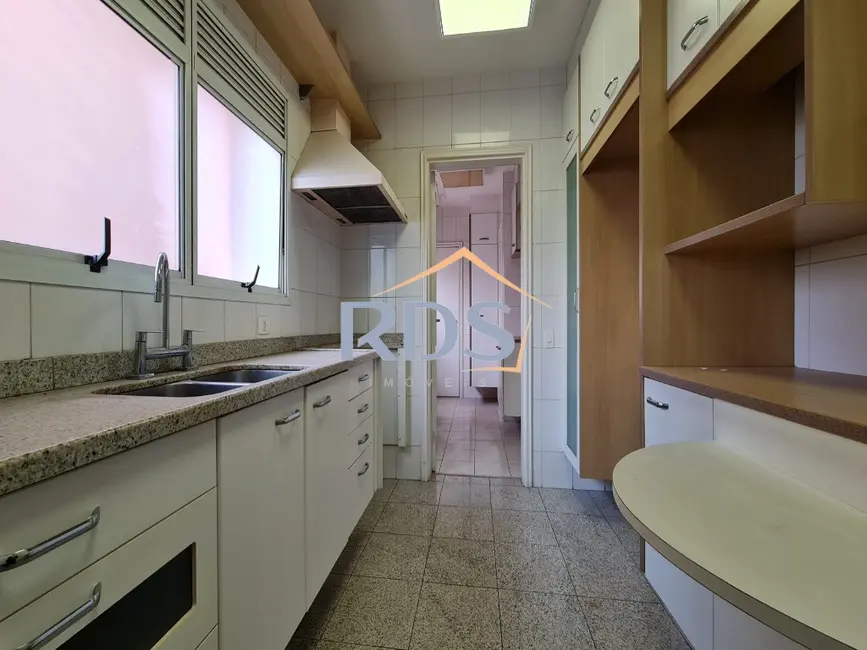 Foto 8 de Apartamento com 4 quartos à venda, 144m2 em Cerqueira César, São Paulo - SP