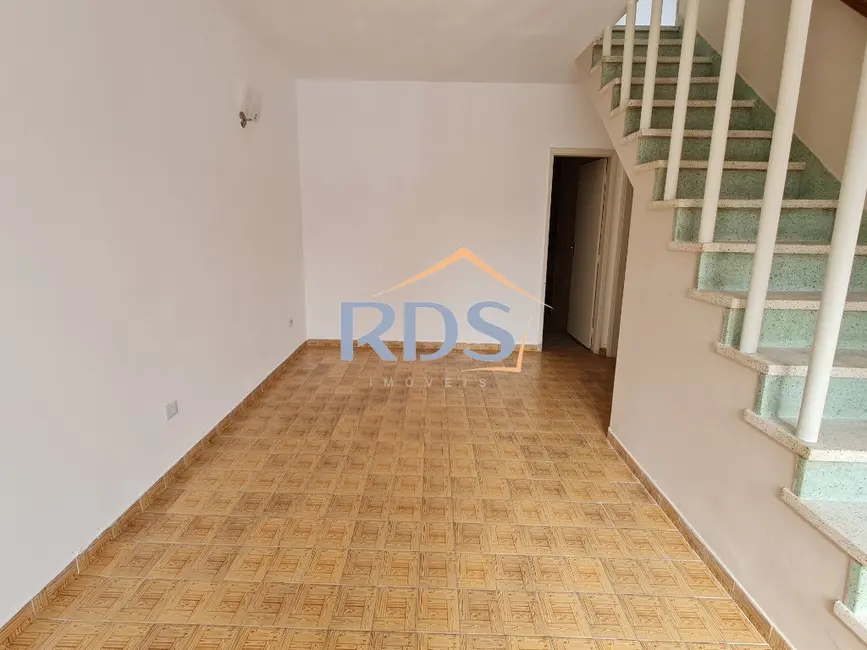 Casa com 3 quartos à venda, 181m2 em Granja Julieta, São Paulo - SP - imagem 1 Foto 1 de Casa com 3 quartos à venda, 181m2 em Granja Julieta, São Paulo - SP