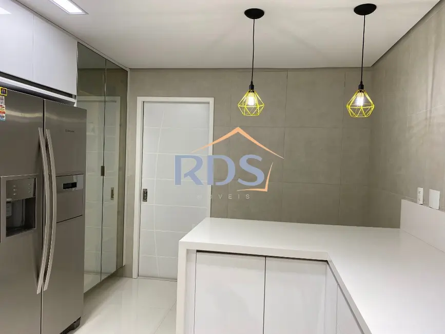 Foto 5 de Apartamento com 3 quartos à venda, 238m2 em Vila Suzana, São Paulo - SP
