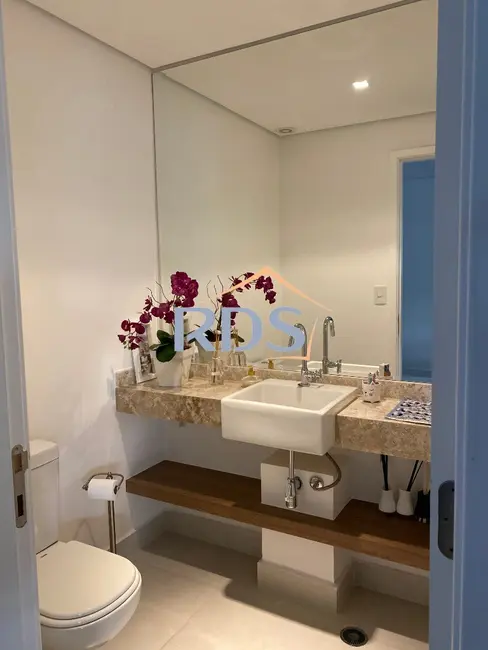 Foto 6 de Apartamento com 3 quartos à venda, 238m2 em Vila Suzana, São Paulo - SP