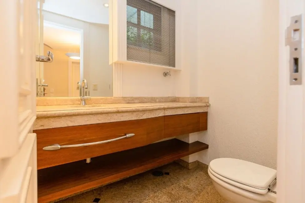 Casa de Condomínio com 4 quartos à venda, 370m2 em Alto da Boa Vista, São Paulo - SP - imagem 9 Foto 9 de Casa de Condomínio com 4 quartos à venda, 370m2 em Alto da Boa Vista, São Paulo - SP