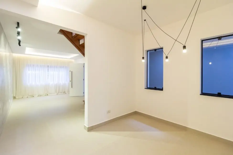 Casa com 3 quartos à venda, 210m2 em Chácara Santo Antônio (Zona Sul), São Paulo - SP - imagem 6 Foto 6 de Casa com 3 quartos à venda, 210m2 em Chácara Santo Antônio (Zona Sul), São Paulo - SP