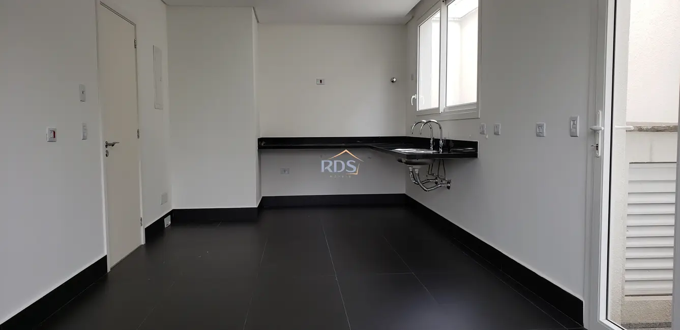 Casa de Condomínio com 4 quartos à venda, 750m2 em Parque Colonial, São Paulo - SP - imagem 9 Foto 9 de Casa de Condomínio com 4 quartos à venda, 750m2 em Parque Colonial, São Paulo - SP