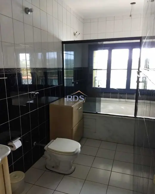 Casa de Condomínio com 5 quartos à venda e para alugar, 500m2 em Igarata - SP - imagem 6 Foto 6 de Casa de Condomínio com 5 quartos à venda e para alugar, 500m2 em Igarata - SP