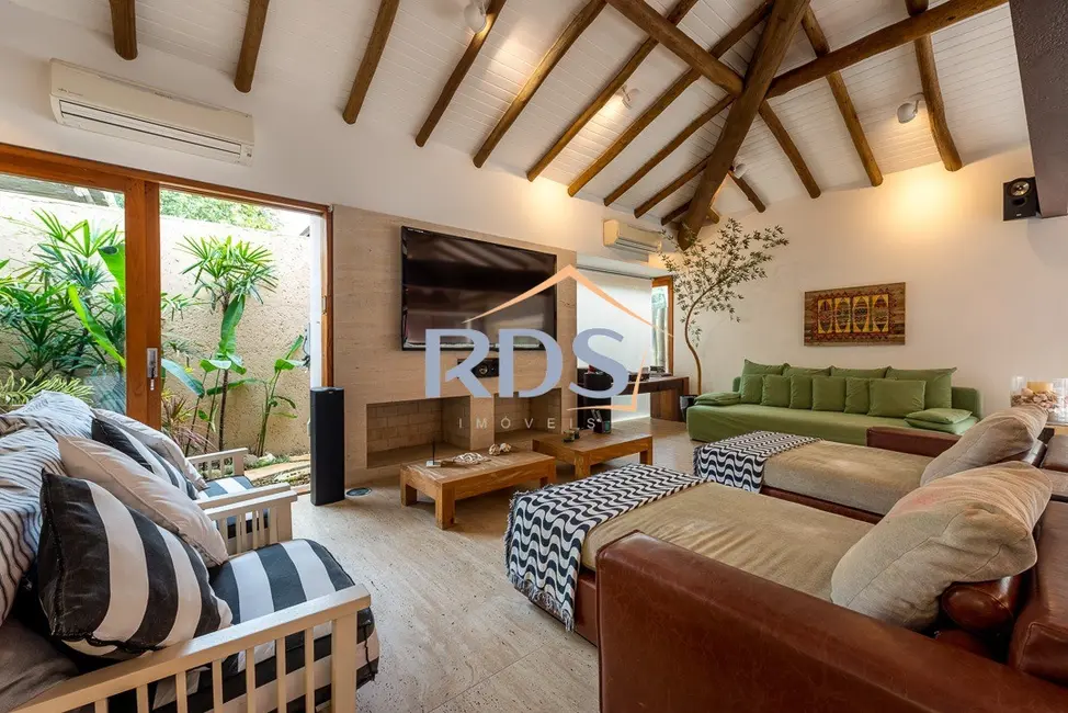 Foto 9 de Casa de Condomínio com 4 quartos à venda, 267m2 em Sao Sebastiao - SP