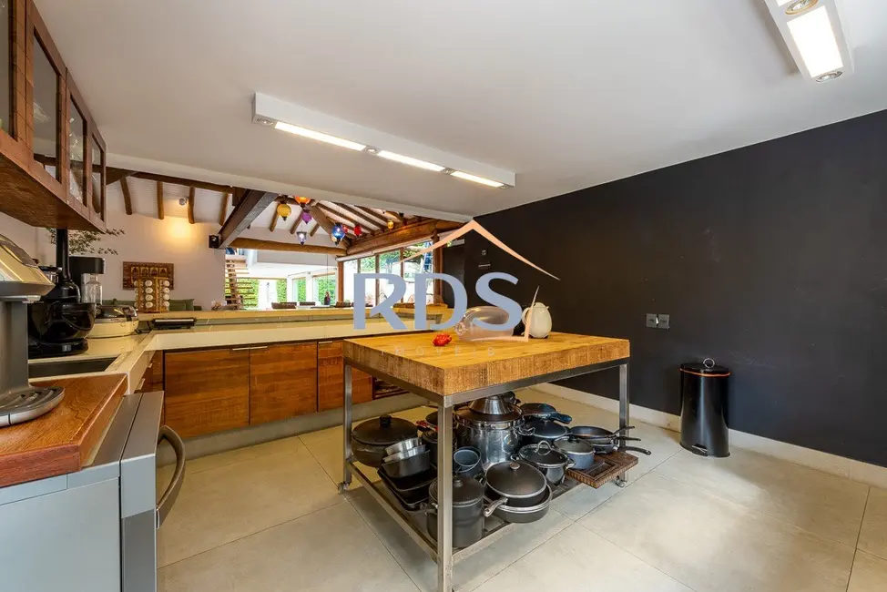 Foto 7 de Casa de Condomínio com 4 quartos à venda, 267m2 em Sao Sebastiao - SP