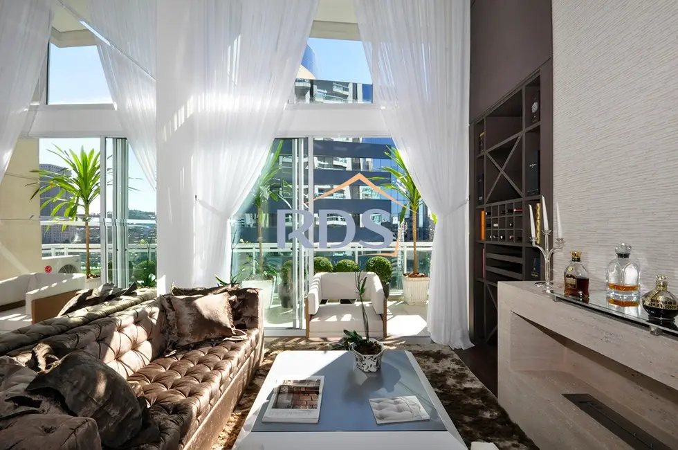 Apartamento com 2 quartos à venda, 165m2 em Cidade Monções, São Paulo - SP - imagem 4 Foto 4 de Apartamento com 2 quartos à venda, 165m2 em Cidade Monções, São Paulo - SP