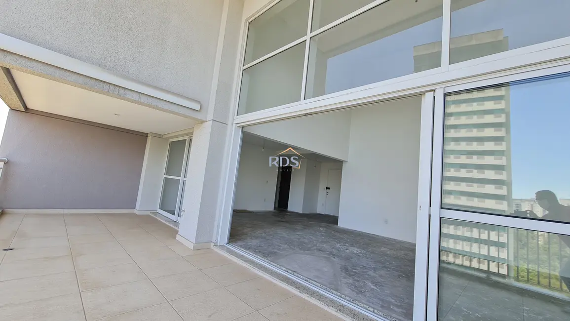 Apartamento com 5 quartos à venda, 238m2 em Vila Suzana, São Paulo - SP - imagem 5 Foto 5 de Apartamento com 5 quartos à venda, 238m2 em Vila Suzana, São Paulo - SP