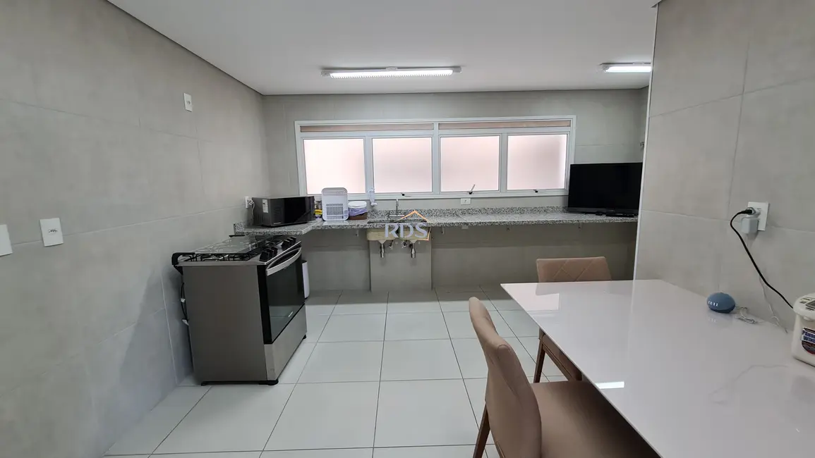 Apartamento com 5 quartos à venda, 238m2 em Vila Suzana, São Paulo - SP - imagem 8 Foto 8 de Apartamento com 5 quartos à venda, 238m2 em Vila Suzana, São Paulo - SP