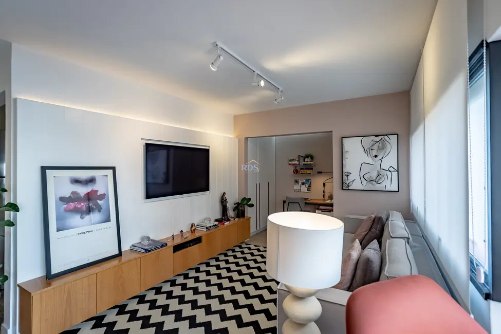 Foto 3 de Apartamento com 2 quartos à venda, 84m2 em Itaim Bibi, São Paulo - SP