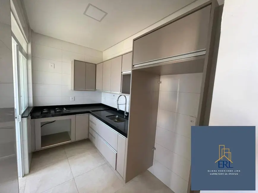 Apartamento com 2 quartos à venda, 100m2 em Guilhermina, Praia Grande - SP - imagem 7 Foto 7 de Apartamento com 2 quartos à venda, 100m2 em Guilhermina, Praia Grande - SP