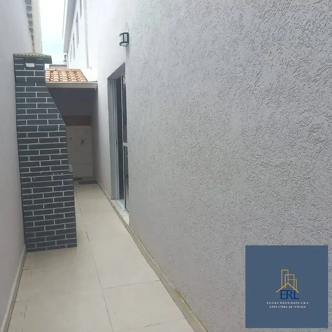 Foto 3 de Casa com 2 quartos à venda, 65m2 em Ocian, Praia Grande - SP