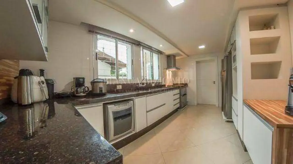 Foto 7 de Casa com 7 quartos à venda, 733m2 em Vista Alegre, Curitiba - PR