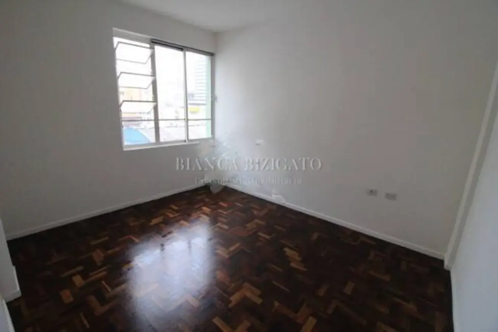Foto 4 de Apartamento com 2 quartos à venda, 84m2 em Centro, Curitiba - PR