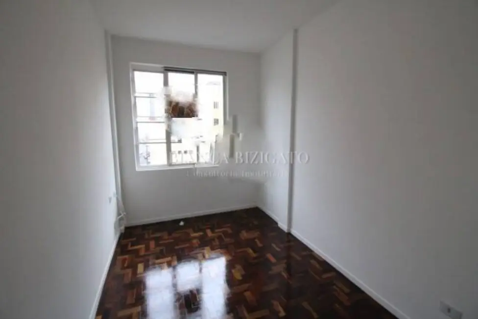 Foto 3 de Apartamento com 2 quartos à venda, 84m2 em Centro, Curitiba - PR
