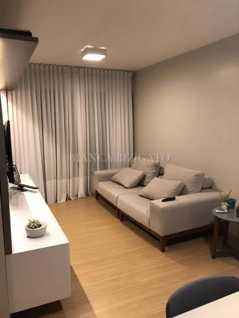 Foto 2 de Apartamento com 2 quartos à venda, 60m2 em Bigorrilho, Curitiba - PR