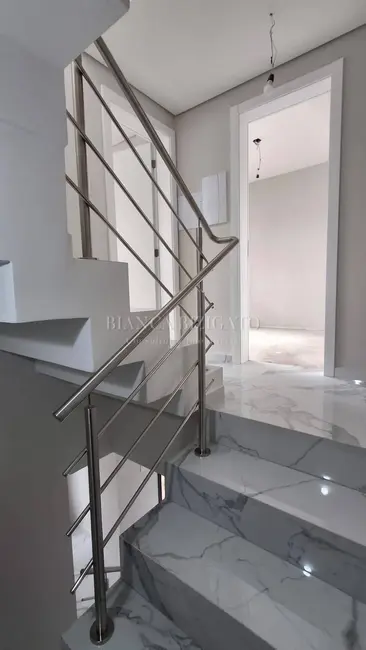 Foto 8 de Casa com 3 quartos à venda, 104m2 em Xaxim, Curitiba - PR