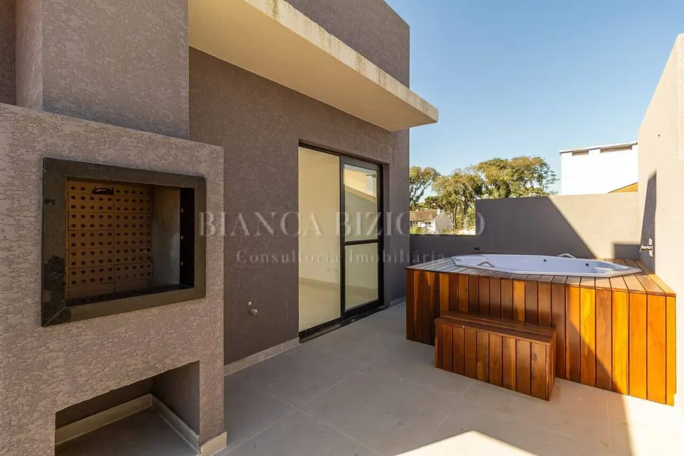 Foto 4 de Casa com 3 quartos à venda, 133m2 em Água Verde, Curitiba - PR