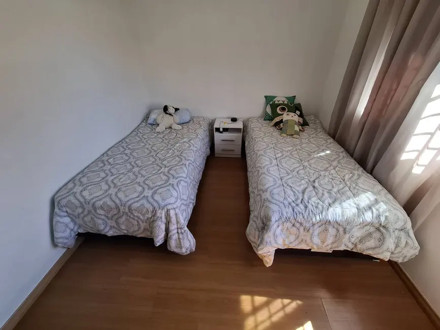 Foto 3 de Casa com 3 quartos à venda, 188m2 em Santo Inácio, Curitiba - PR