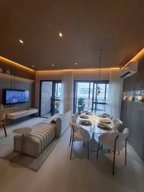Foto 1 de Apartamento com 2 quartos à venda, 54m2 em Centro, Curitiba - PR
