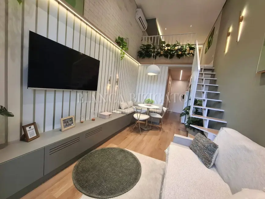 Foto 1 de Apartamento com 1 quarto à venda, 30m2 em Água Verde, Curitiba - PR