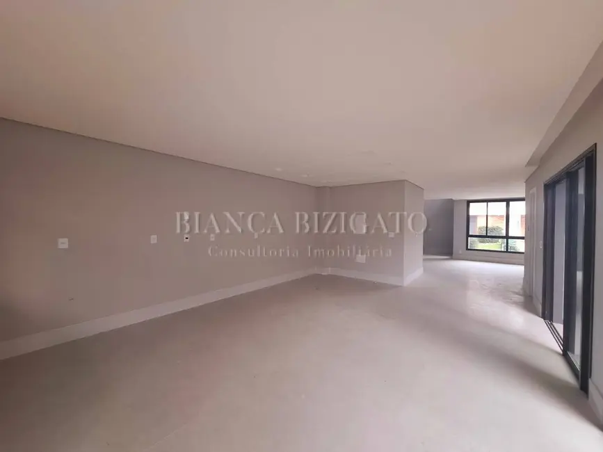 Casa com 3 quartos à venda em Uberaba, Curitiba - PR - imagem 5 Foto 5 de Casa com 3 quartos à venda em Uberaba, Curitiba - PR