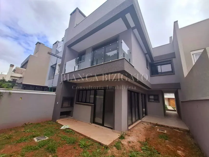 Casa com 3 quartos à venda em Uberaba, Curitiba - PR - imagem 8 Foto 8 de Casa com 3 quartos à venda em Uberaba, Curitiba - PR