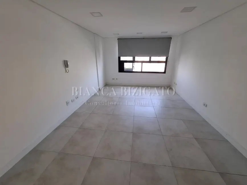 Foto 1 de Sala Comercial à venda em Centro, Curitiba - PR