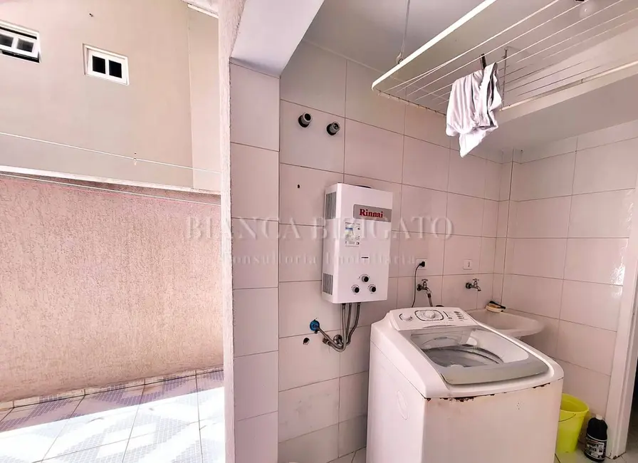 Foto 8 de Sobrado com 4 quartos à venda, 129m2 em Guabirotuba, Curitiba - PR