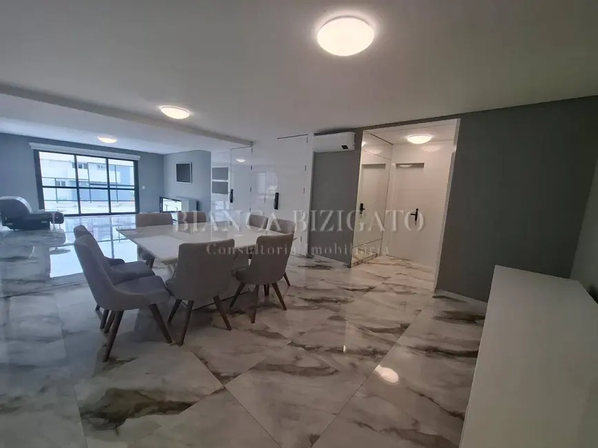 Foto 3 de Cobertura com 4 quartos à venda, 307m2 em Água Verde, Curitiba - PR