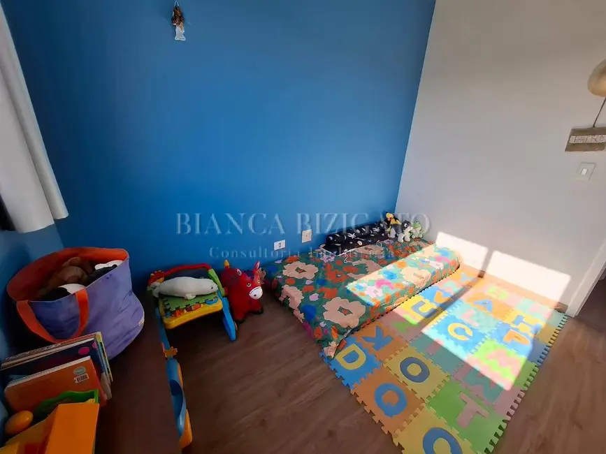 Apartamento com 3 quartos à venda, 73m2 em Vista Alegre, Curitiba - PR - imagem 8 Foto 8 de Apartamento com 3 quartos à venda, 73m2 em Vista Alegre, Curitiba - PR