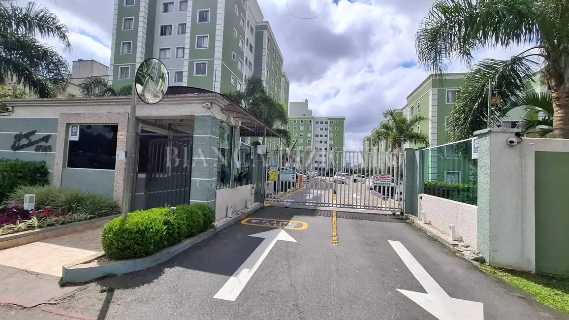 Foto 2 de Apartamento com 2 quartos à venda, 47m2 em Pinheirinho, Curitiba - PR