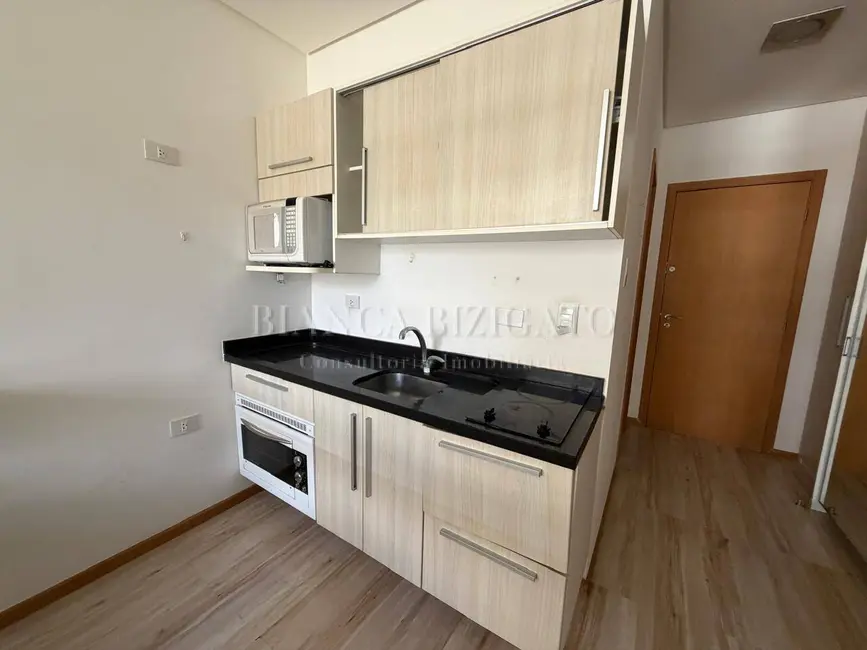 Apartamento com 1 quarto à venda, 26m2 em Centro, Curitiba - PR - imagem 7 Foto 7 de Apartamento com 1 quarto à venda, 26m2 em Centro, Curitiba - PR