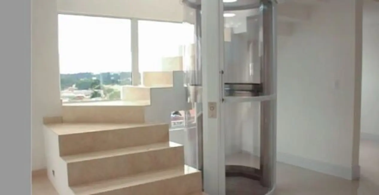 Apartamento com 3 quartos à venda, 127m2 em Cabral, Curitiba - PR - imagem 3 Foto 3 de Apartamento com 3 quartos à venda, 127m2 em Cabral, Curitiba - PR