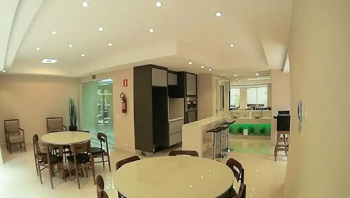 Apartamento com 3 quartos à venda, 127m2 em Cabral, Curitiba - PR - imagem 8 Foto 8 de Apartamento com 3 quartos à venda, 127m2 em Cabral, Curitiba - PR